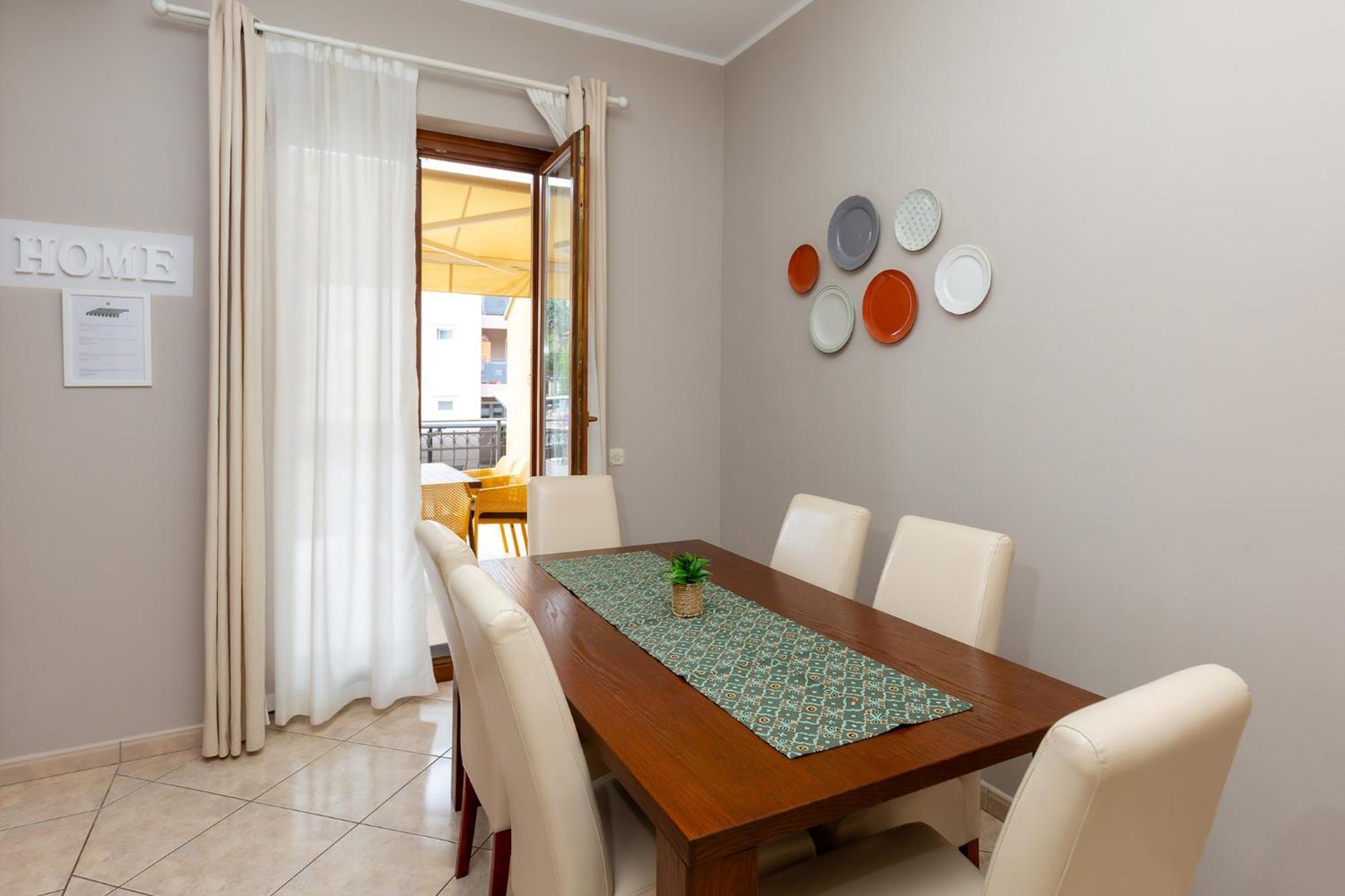 Apartment Mare Пореч Экстерьер фото
